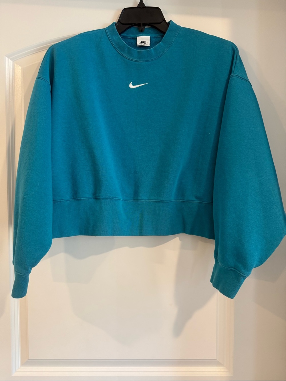Nike Women's Teal Crop Crew Sweatshirt